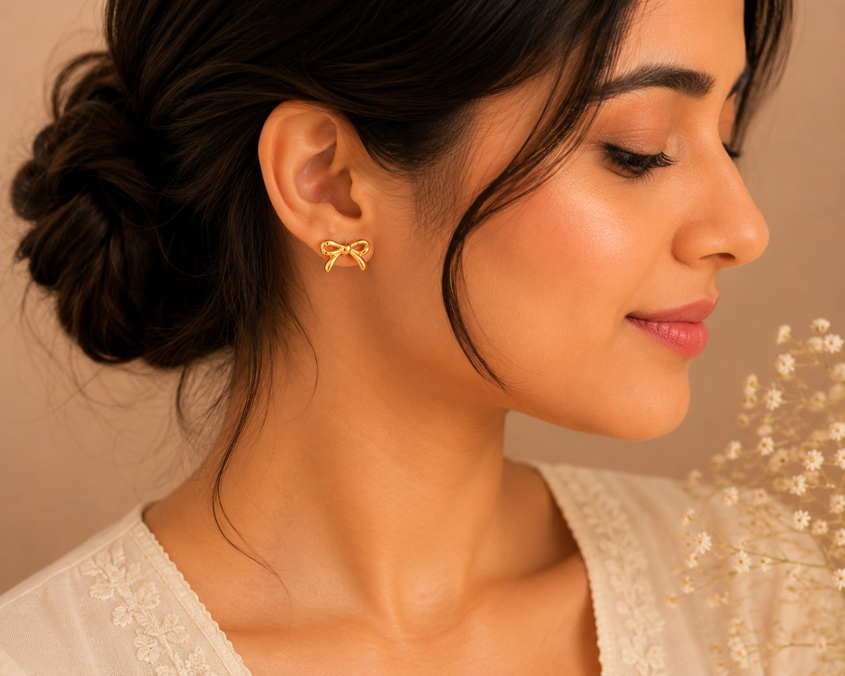 Golden Bow Studs 🎀
